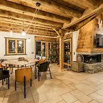 Savoyard D'exception Avec Piscine Chauffee Domek alpejski Bourg-Saint-Maurice